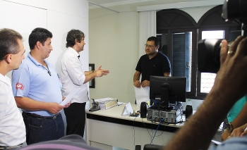 Vereador e presidente do Sinttracovel, Nelson Mendes Borba, protocolaram pedido de investigação no MP