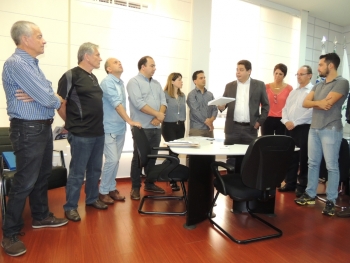 Proposta do Executivo foi entregue aos vereadores
