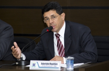 Robertinho Magalhães: preocupado com a situação precária do transporte público no Lago Azul