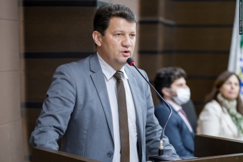 Romulo Quintino anunciou ao final de seu pronunciamento que vai representar contra o professor