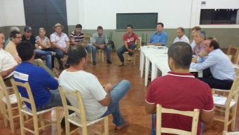 Reunião com a comunidade de São Salvador