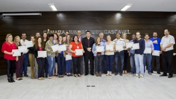 Primeira turma recebe certificados de conclusão do curso