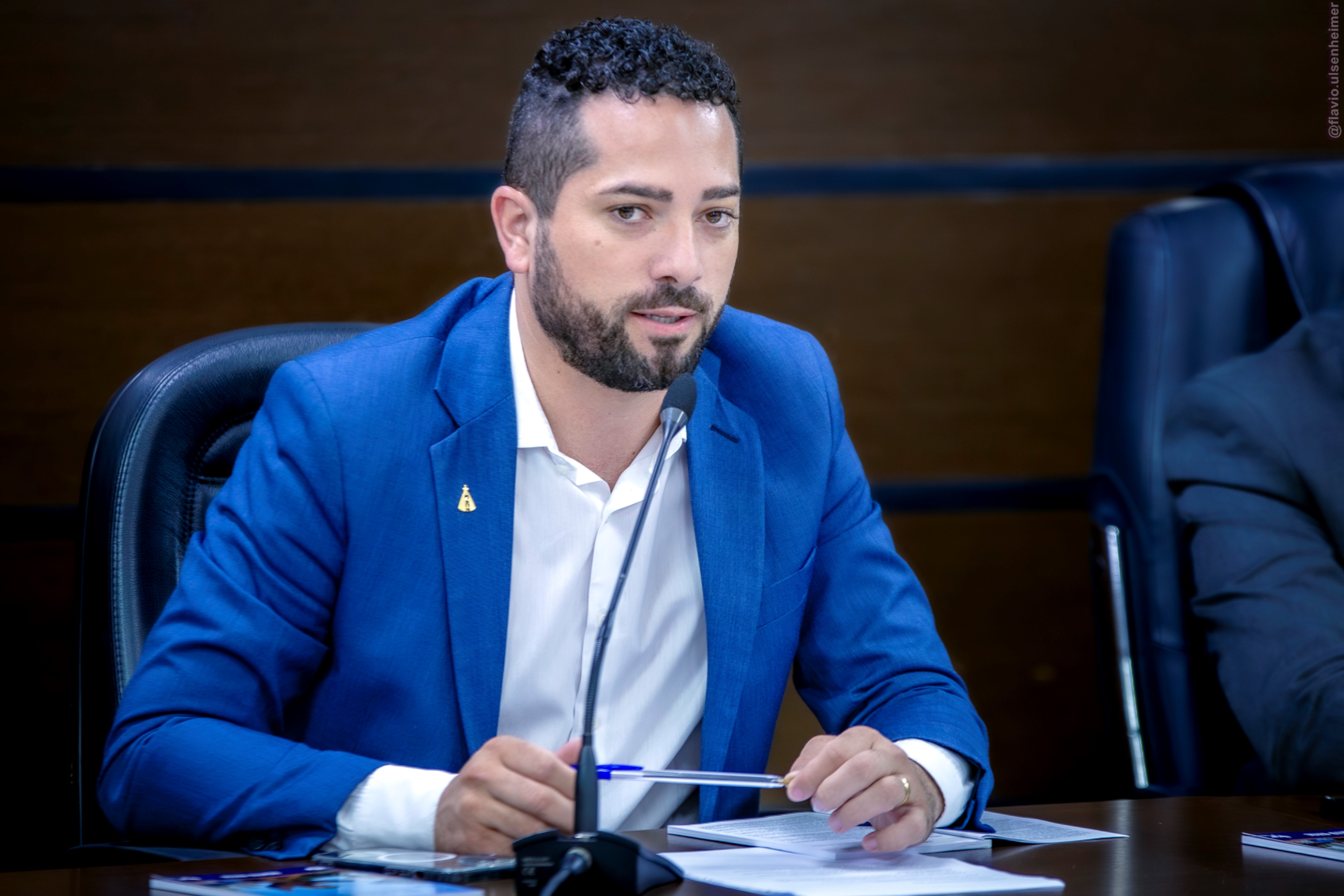 Para Tiago, a nova lei representa um compromisso com a dignidade humana e a inclusão social