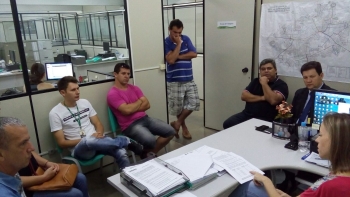 O vereador Romulo com equipe da Cettrans