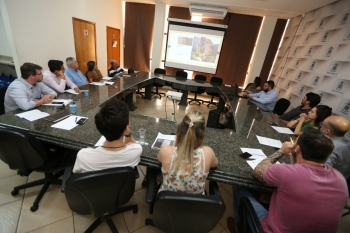 Equipe do gabinete de Brugnerotto detalhou o projeto em busca de apoio para sua aprovação