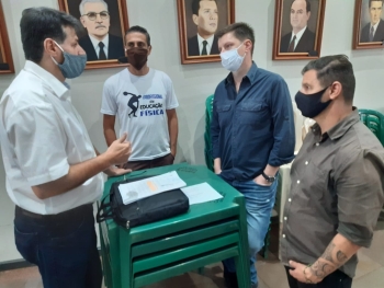Vereadores da Comissão de Esporte e Cultura conversam com secretário de esporte Walter Parcianello