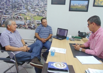 O secretário assegurou que irá atender a reivindicação