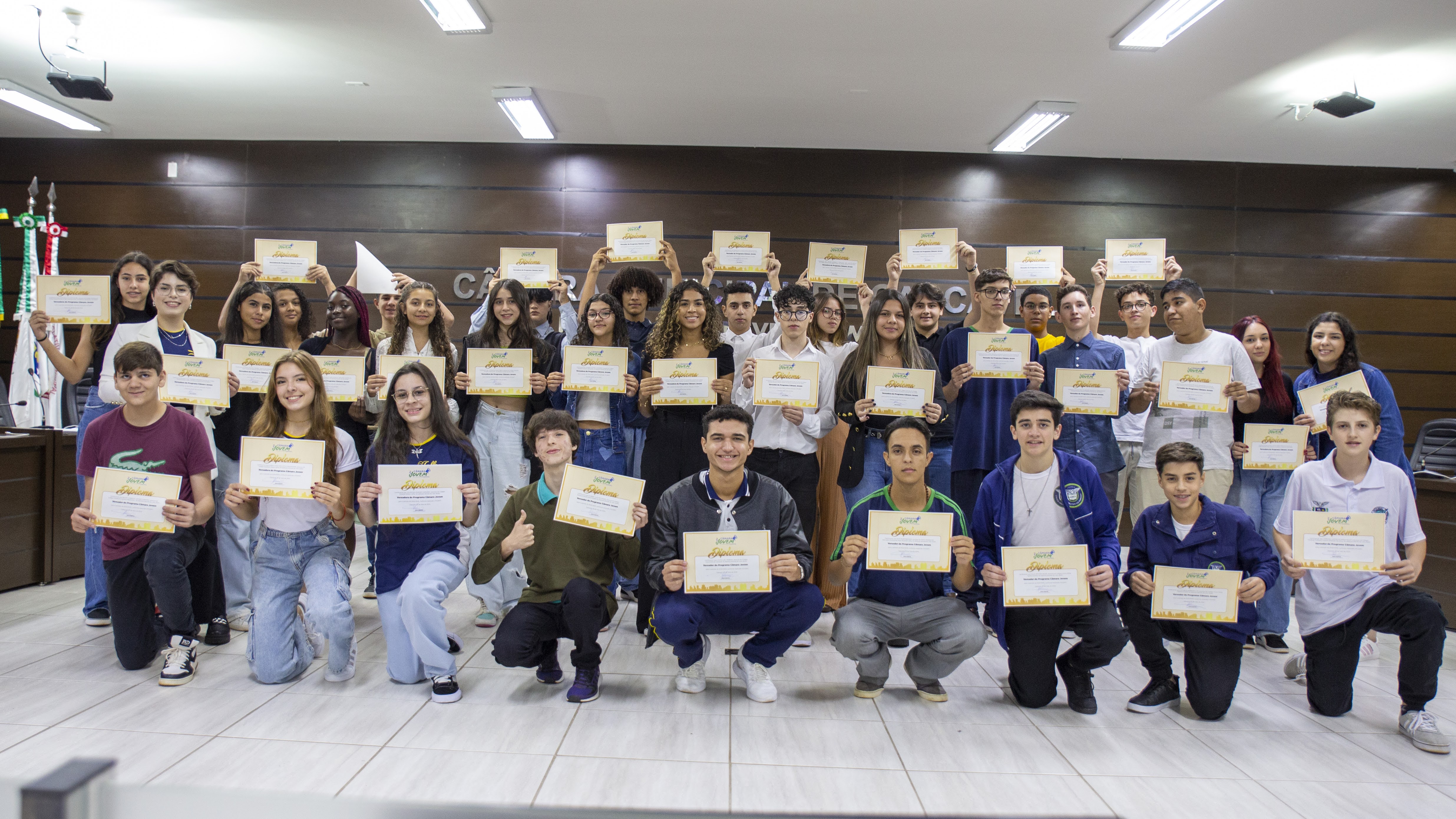 Foto oficial da Legislatura 2024, logo após receberem os diplomas de posse