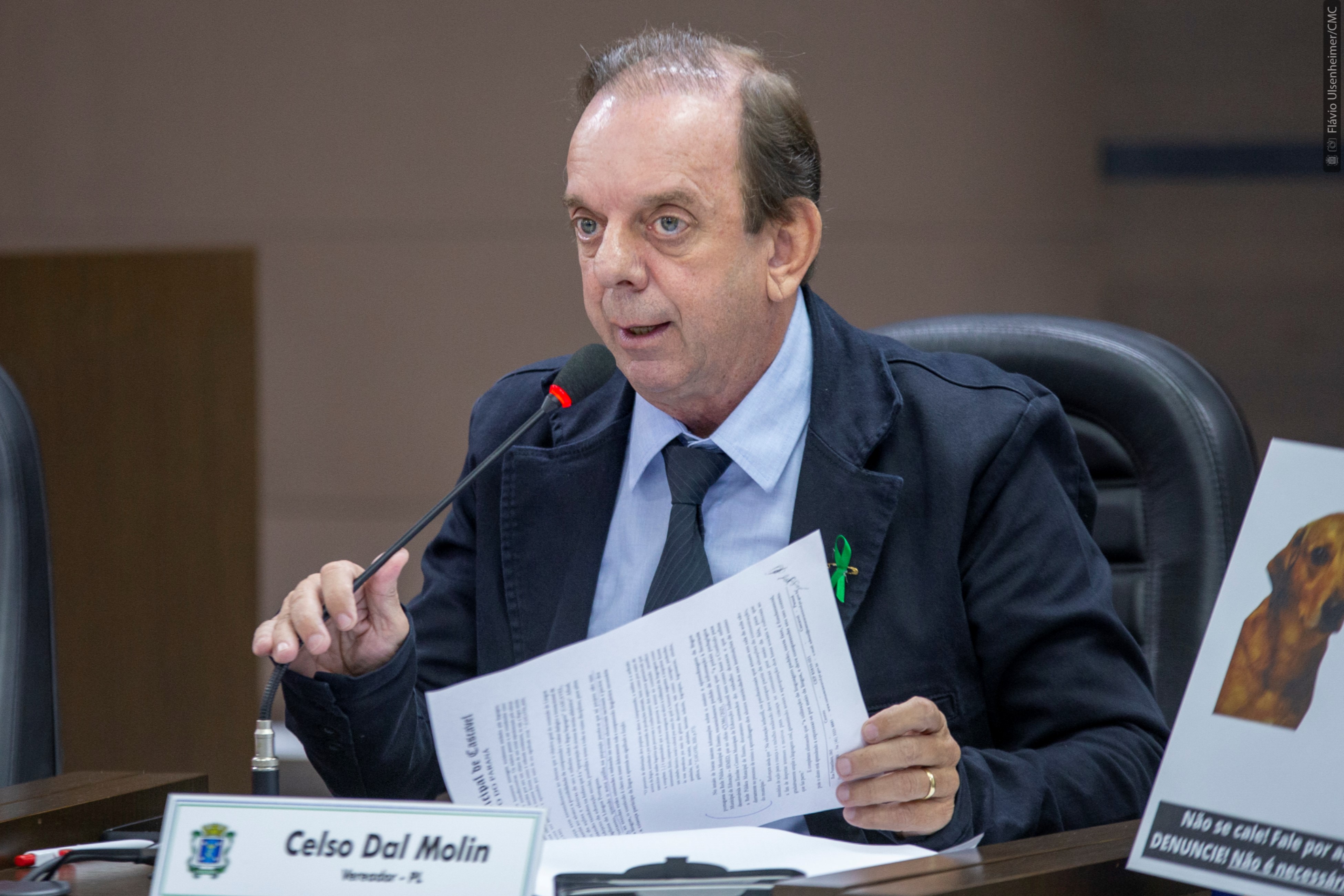 Aprovado em primeira votação projeto que proíbe linguagem neutra nas escolas