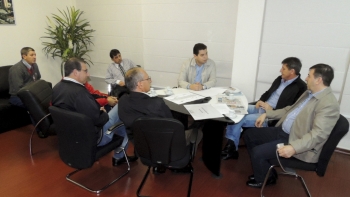 Grupo de empresários com Gugu Bueno