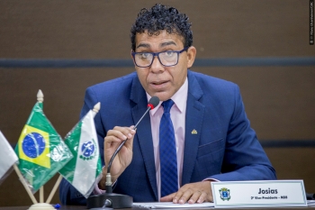 Josias de Souza defende a revitalização do ginásio como meio de incentivar o futsal feminino