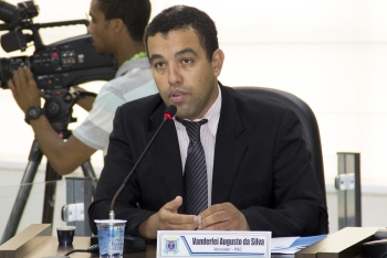 Vereador Vanderlei do Conselho destaca a importância do Seminário