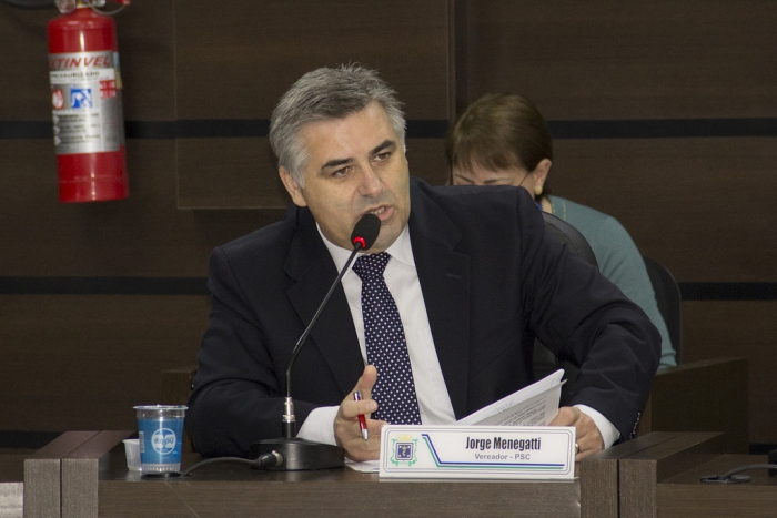 "Esses dados mostram que é necessário tomar providências urgentes para diminuir o número de acidentes em Cascavel", afirma Menegatti