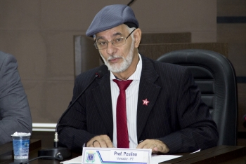 Vereador Professor Paulino, autor da proposta