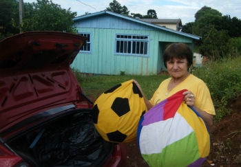 Lurdinha da Pastoral em ação nos bairros da cidade