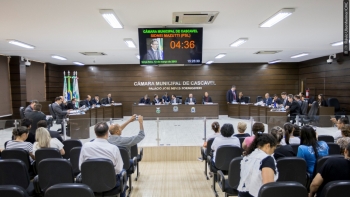 Moções ao Senado e à Câmara Federal devem ser lidas na sessão do dia 18