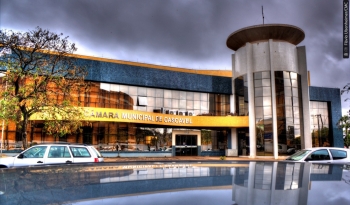 O prédio do Legislativo ficará fechado ao público e só receberá os servidores definidos pela portaria para trabalho presencial