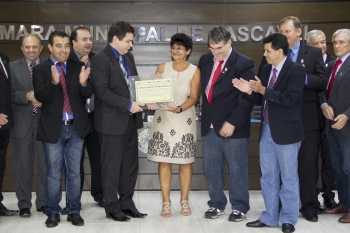 Professora Ana Stocker e vereadores