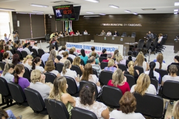 Audiência lotou o plenário