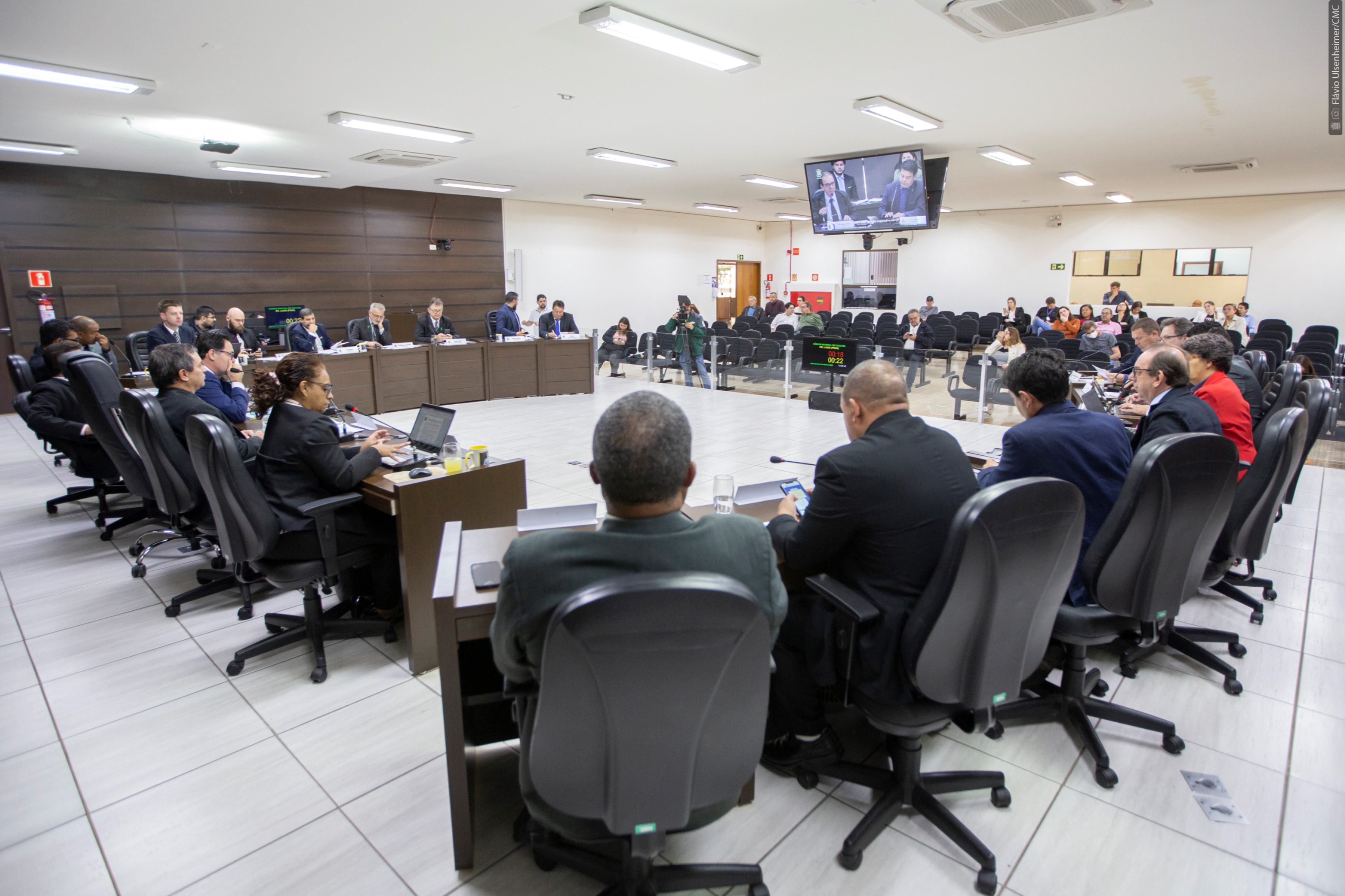 Saiba como foram as votações em 18 de abril de 2022