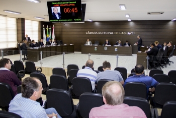 Projeto do Executivo é aprovado em primeira votação