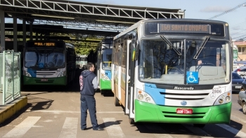 Motoristas pararam o transporte público durante as votações na Câmara