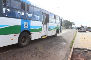 Comissão quer que estudantes da FAG possam pegar menos ônibus no trajeto de casa à universidade