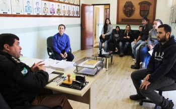 Paulo Porto, que é professor da Unioeste, intermediou reunião de estudantes com o comando da PM