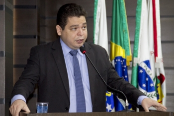 Gugu Bueno, presidente da Câmara: mobilizar contra a antecipação|Romulo Quintino, presidente da Acamop: "ganham uma fortuna pra cortar o mato e tapar buracos"