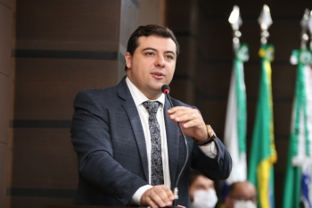 Vereador aponta a insensibilidade da direção da Sanepar em relação aos erros nas faturas