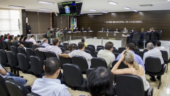 Mudança nas sessões foi anunciada nesta segunda-feira