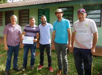 Vereador e representantes da comunidade