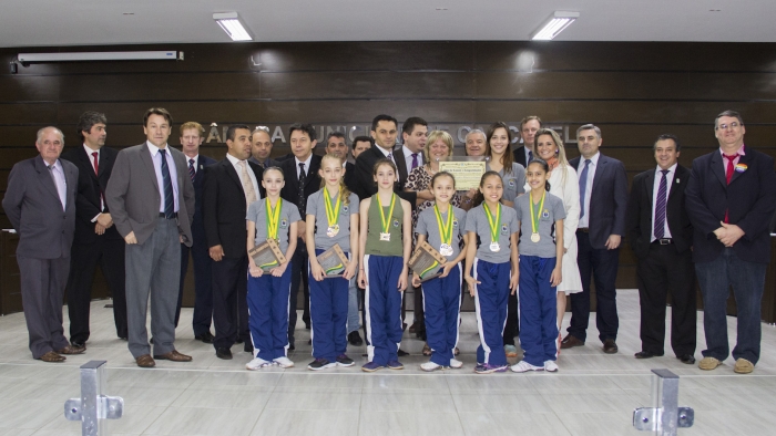 Atletas conquistaram várias medalhas no Campeonato Brasileiro de Ginástica Rítmica