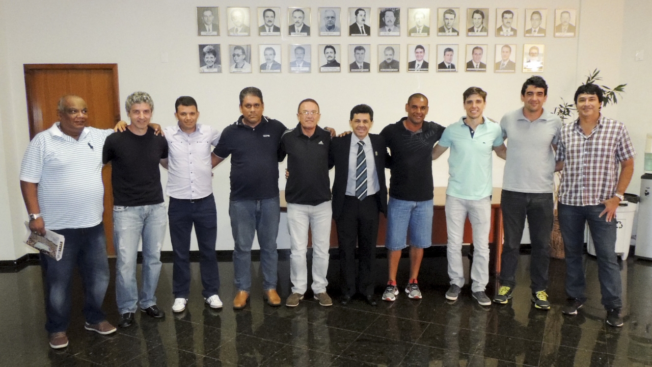 Vereador Robertinho, Elói Kruger e colegas do esporte