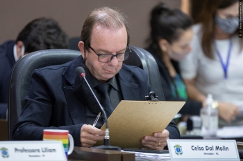 Celso Dal Molin acredita que um eventual ensino da “linguagem neutra” poderia prejudicar o processo de ensino da língua portuguesa