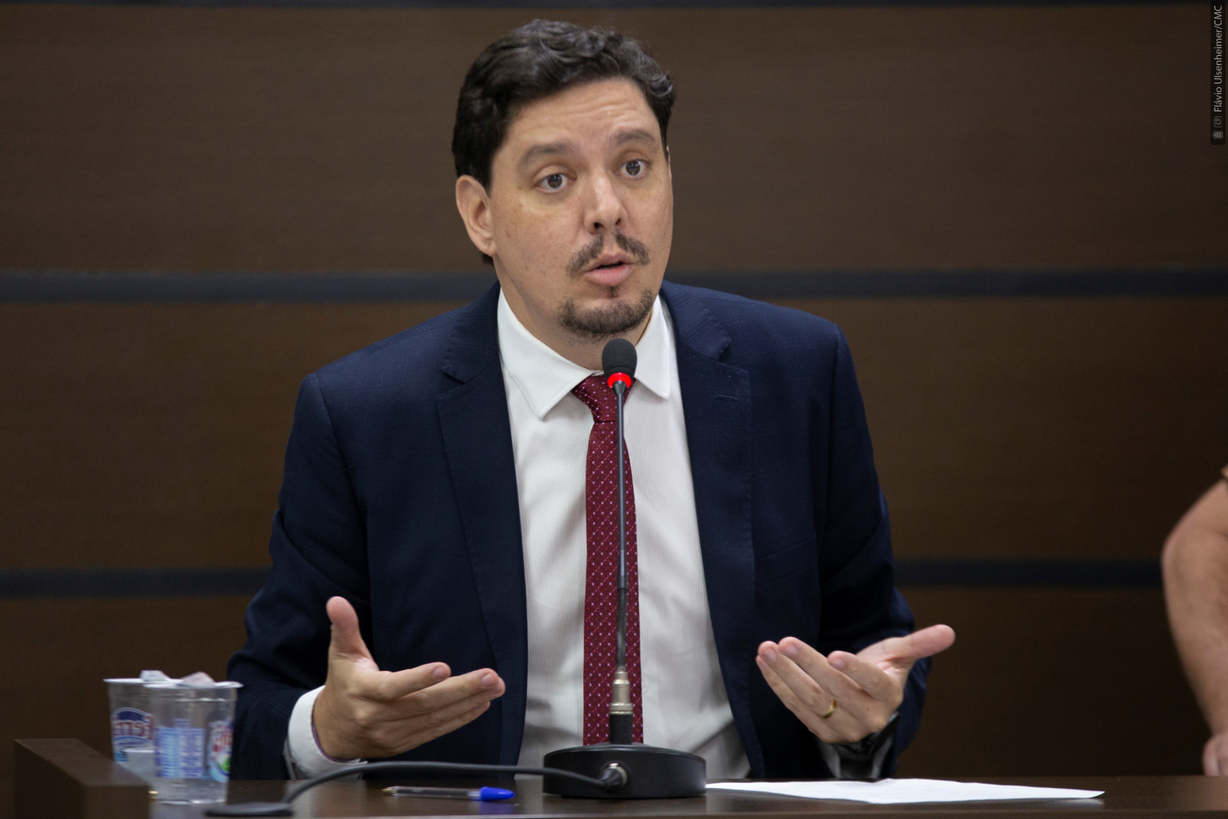 Falha nas políticas sociais estão entre as causas da criminalidade, lembra delegada
