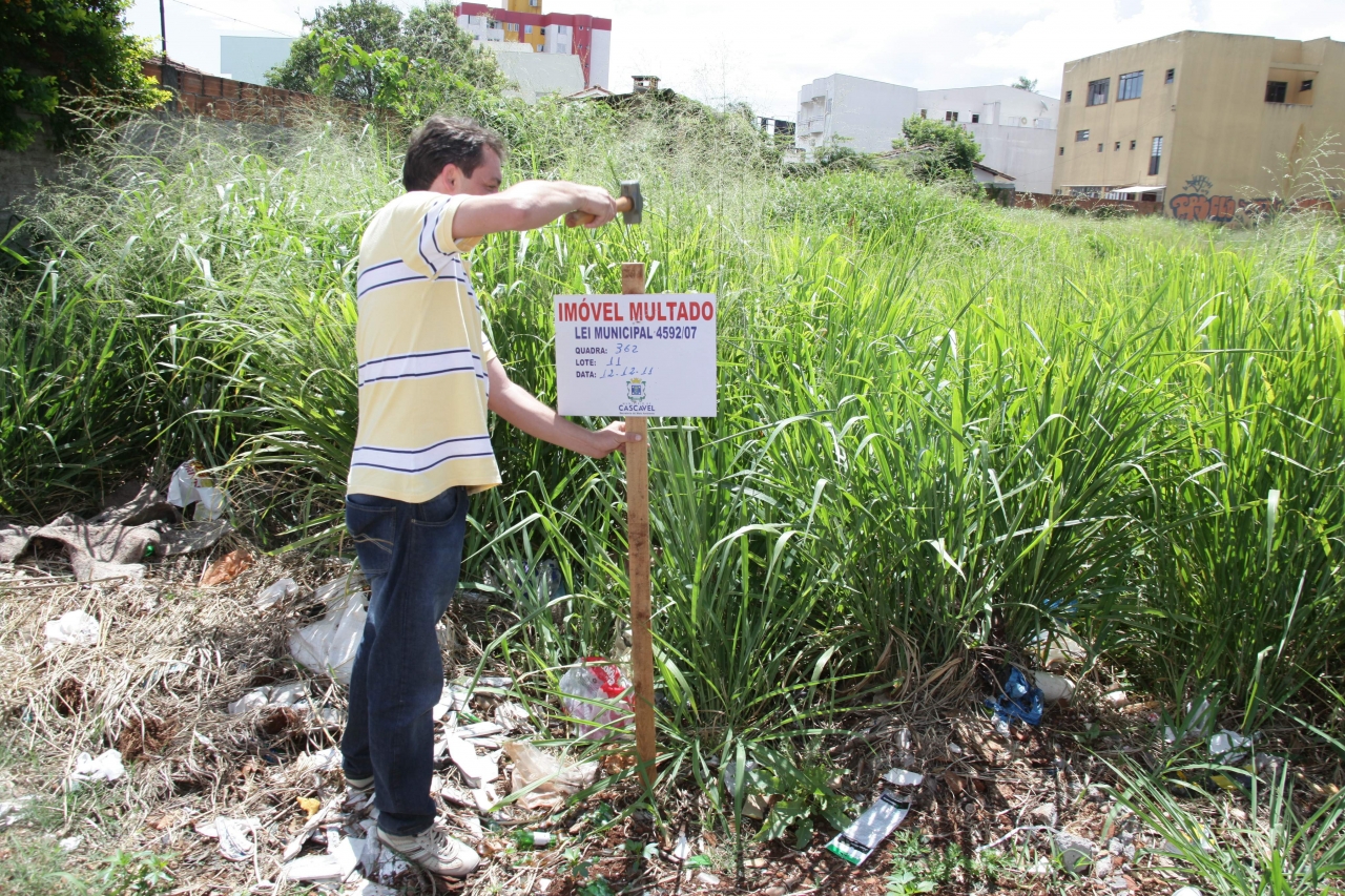 Posposta visa diminuir o número de lotes baldios e gerar renda