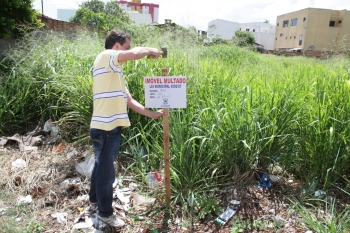 Posposta visa diminuir o número de lotes baldios e gerar renda
