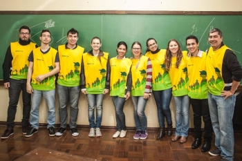 Equipe de professores e alunos Unioeste da Operação Bororos 2015
