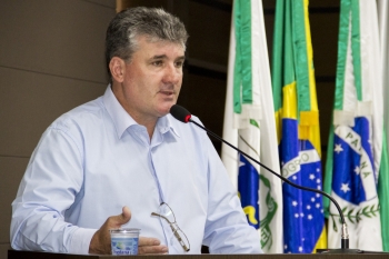 Severino Folador detalhou aspectos da função que passa a exercer|Retomada de obras do aeroporto foi definida nesta terça-feira em Curitiba
