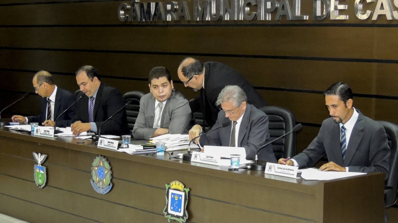 Serão realizadas duas sessões na tarde de terça-feira