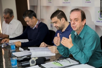 Dal Molin coordena coletiva de imprensa em que foi apresentado relatório do Ministério da Saúde