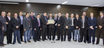 Edson Moraes recebeu a homenagem em nome da Tarobá