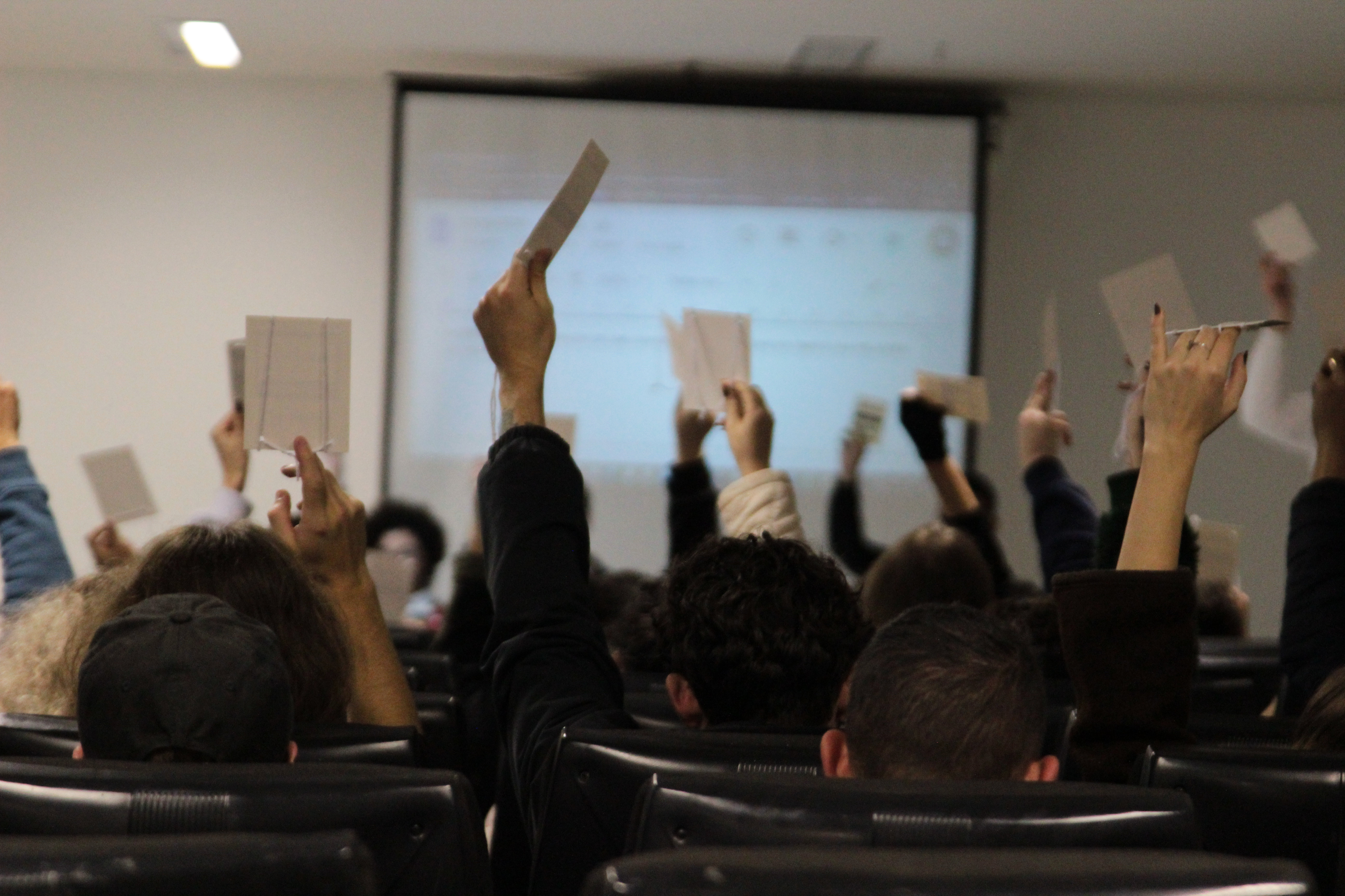 Conferência dos Direitos das Pessoas LGBTQIA+ de Cascavel já havia aprovado o texto da moção em junho