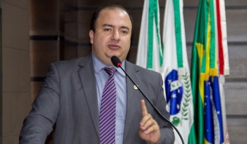 O vereador João Paulo é presidente da Frente Parlamentar de Saúde