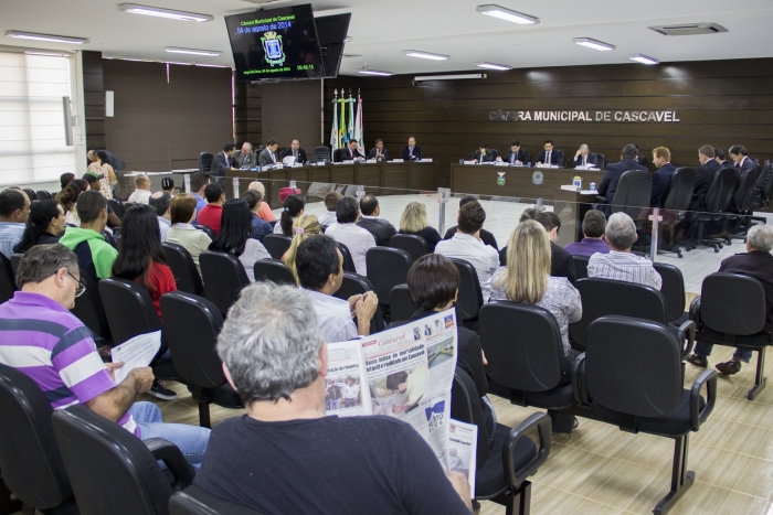Vendedores acompanharam a aprovação do projeto