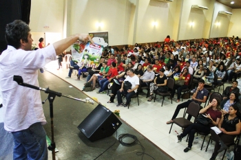 Porto apresentou nova lei aos participantes de encontro na Unioeste