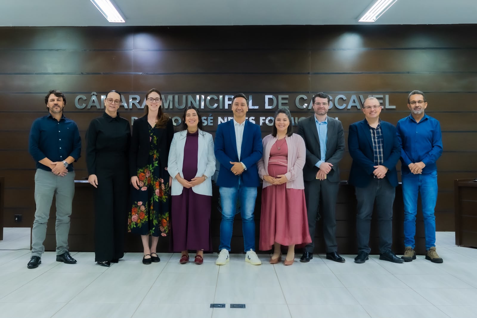 Participantes da Reunião Pública com o vereador Rondinelle Batista (ao centro)