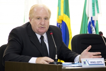 Irineu Zotti assumiu a função de vereador durante 30 dias, em 2013