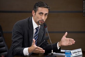 Vereador Carlinhos Oliveira pede que Congresso coloque lei em pauta e ajude o esporte nacional definindo quais são as modalidades oficiais.